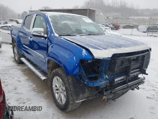 2018 GMC Canyon 4WD SLT with VIN 1GTG6DEN4J1135258, listed as a IAAI auction lot 41591180 with 66,820 mi miles. Bid and sale history available at carsss.com. Image 1.