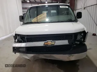 2022 Chevrolet Express Cargo with VIN 1GCWGAFP4N1222428, listed as a Copart auction lot 63829195 with 30,685 mi miles and Clean title. Bid and sale history available at DreamBid. Image 5.