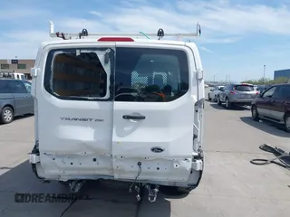 2019 Ford Transit с VIN 1FTYR1ZM2KKB02167, выставлен на аукционе IAAI как лот 41985772 с пробегом 88 517 миль миль и . История ставок и продаж доступна на DreamBid. Изображение 17.