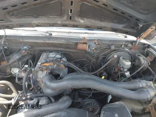 1989 Ford F-150 with VIN 2FTEF14N0KCA90438, listed as a IAAI auction lot 42448592 with 40,038 mi miles and . Bid and sale history available at DreamBid. Image 10.
