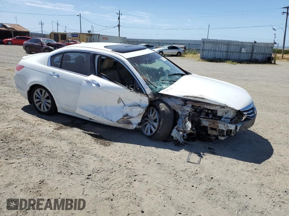 2011 Honda Accord EX-L z VIN 1HGCP3F84BA028356, wystawiony jako Copart lot #57917095 z przebiegiem 162 179 mil mil oraz Szkoda całkowita • Salvage title. Historia ofert i sprzedaży dostępna na DreamBid. Obrazek 4.