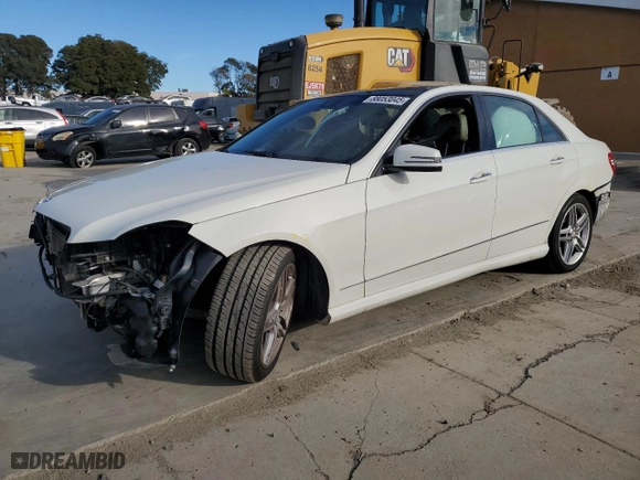 2011 Mercedes-Benz E-Class E 550 Luxury with VIN WDDHF9AB4BA325663, listed as a Copart auction lot 88053045 with 137,826 mi miles and Salvage Title. Bid and sale history available at carsss.com. Image 1.