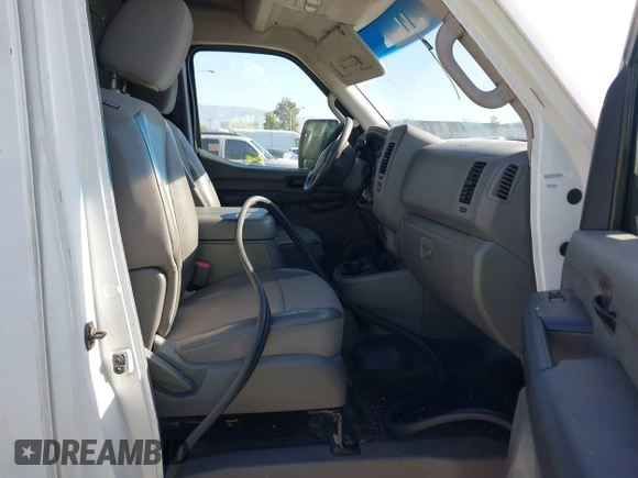 2013 Nissan NV SV с VIN 1N6AF0LY0DN108144, выставлен на аукционе IAAI как лот 42701590 с пробегом 180 895 миль миль и . История ставок и продаж доступна на DreamBid. Изображение 5.
