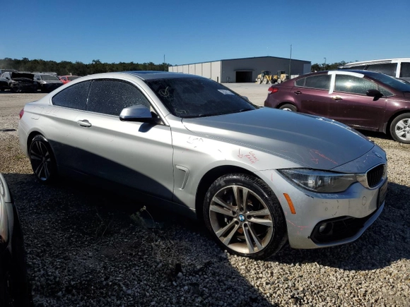 2018 BMW 4 Series 440i xDrive z VIN WBA4W9C56JAC99159, wystawiony jako Copart lot #79561174 z przebiegiem 77 429 mil mil oraz Szkoda całkowita • Salvage title. Historia ofert i sprzedaży dostępna na DreamBid. Obrazek 4.
