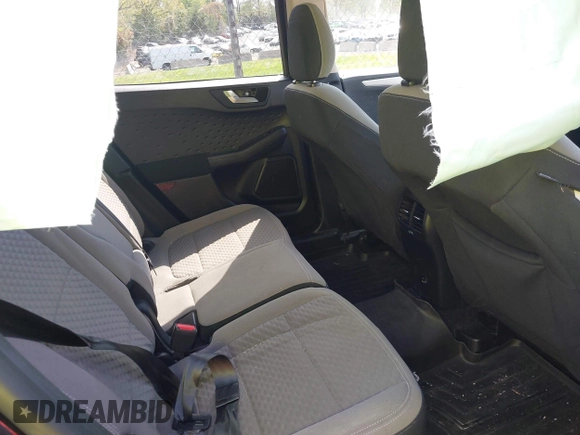 2020 Ford Escape SE z VIN 1FMCU9G69LUB40332, wystawiony jako IAAI lot #42006879 z przebiegiem 82 291 mil mil oraz . Historia ofert i sprzedaży dostępna na DreamBid. Obrazek 8.