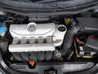 2007 Volkswagen New Beetle Coupe with VIN 3VWEG31CX7M508542, listed as a IAAI auction lot 41991023 with 70,106 mi miles. Bid and sale history available at carsss.com. Image 10.