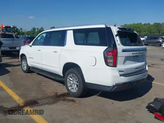2021 Chevrolet Suburban LT z VIN 1GNSCCKD0MR174984, wystawiony jako IAAI lot #41997228 z przebiegiem 110 379 mil mil oraz . Historia ofert i sprzedaży dostępna na DreamBid. Obrazek 3.
