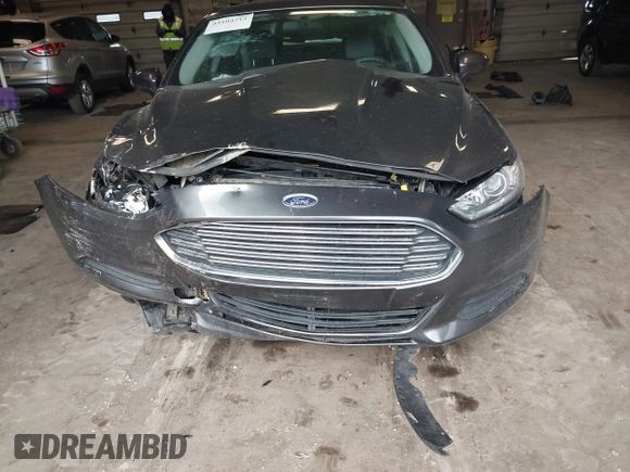 2015 Ford Fusion S Hybrid with VIN 3FA6P0UU8FR178675, listed as a IAAI auction lot 42104712 with 129,998 mi miles. Bid and sale history available at carsss.com. Image 6.