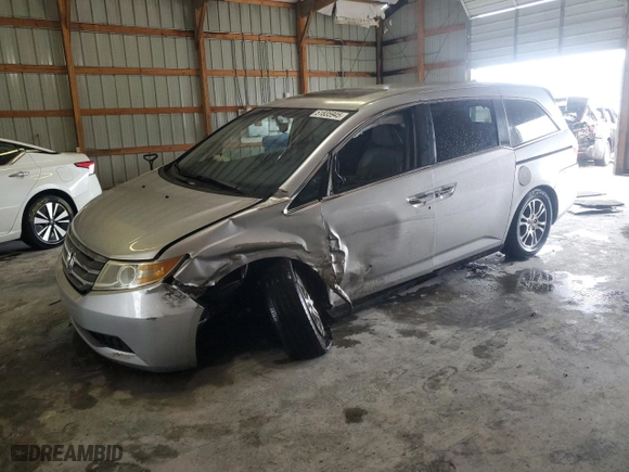 2011 Honda Odyssey EX-L with VIN 5FNRL5H68BB076882, listed as a Copart auction lot 51835945 with 176,431 mi miles and Salvage Title. Bid and sale history available at carsss.com. Image 1.