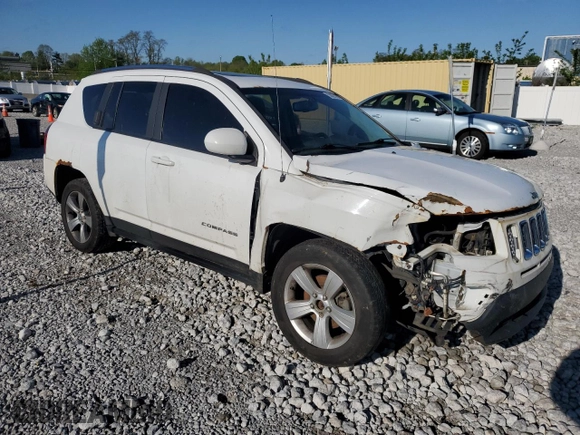 2017 Jeep Compass High Altitude with VIN 1C4NJCEB1HD199112, listed as a Copart auction lot 55627155 with 184,536 mi miles and Salvage title. Bid and sale history available at DreamBid. Image 4.