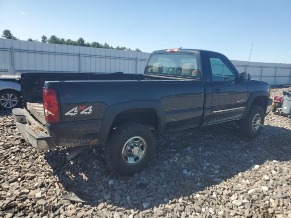 2007 Chevrolet Silverado 2500HD Classic Work Truck with VIN 1GCHK24U87E105372, listed as a Copart auction lot 68806914 with 95,790 mi miles and Salvage Title. Bid and sale history available at carsss.com. Image 3.