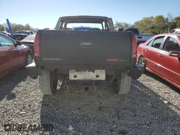 1994 GMC Sierra 1500 z VIN 2GTEK19K9R1551815, wystawiony jako Copart lot #77106604 z przebiegiem Nie podano mil oraz Nie do naprawy • Non repairable. Historia ofert i sprzedaży dostępna na DreamBid. Obrazek 6.