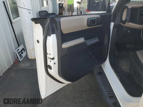 2022 Ford Bronco с VIN 1FMEE5DP1NLB68923, выставлен на аукционе IAAI как лот 42844194 с пробегом 20 202 миль миль и . История ставок и продаж доступна на DreamBid. Изображение 6.