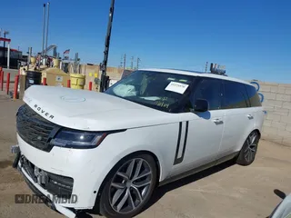 2024 Land Rover Range Rover SE with VIN SALKPBFU8RA231559, listed as a IAAI auction lot 41279570 with 4,911 mi miles. Bid and sale history available at carsss.com. Image 14.