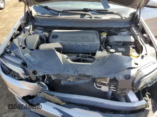 2019 Jeep Cherokee Latitude with VIN 1C4PJLCB5KD267124, listed as a Copart auction lot 48891575 with 75,400 mi miles and Salvage Title. Bid and sale history available at carsss.com. Image 12.