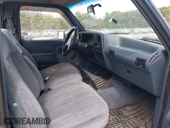 1990 Ford Ranger with VIN 1FTCR11T4LUB52586, listed as a IAAI auction lot 40423489 with 24,823 mi miles and . Bid and sale history available at DreamBid. Image 5.
