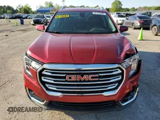 2024 GMC Terrain SLT z VIN 3GKALVEG9RL382709, wystawiony jako Copart lot #52175395 z przebiegiem 7 535 mil mil oraz Szkoda całkowita • Salvage title. Historia ofert i sprzedaży dostępna na DreamBid. Obrazek 5.