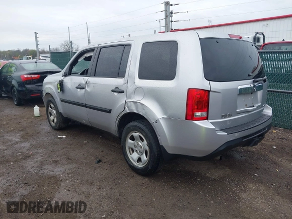 2015 Honda Pilot LX with VIN 5FNYF4H21FB020315, listed as a IAAI auction lot 42072899 with Not Provided miles and . Bid and sale history available at carsss.com. Image 3.