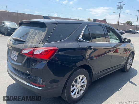 2020 Chevrolet Equinox LT z VIN 3GNAXJEVXLS729413, wystawiony jako IAAI lot #42495749 z przebiegiem 61 771 mil mil oraz . Historia ofert i sprzedaży dostępna na DreamBid. Obrazek 10.