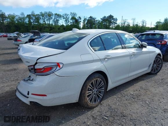2018 BMW 5 Series 540i xDrive with VIN WBAJE7C58JWD52604, listed as a IAAI auction lot 42264240 with 107,454 mi miles and . Bid and sale history available at DreamBid. Image 4.