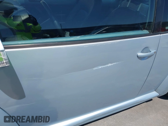 2010 Volkswagen Beetle with VIN 3VWRG3AG8AM013672, listed as a IAAI auction lot 42560543 with 73,258 mi miles and . Bid and sale history available at DreamBid. Image 18.