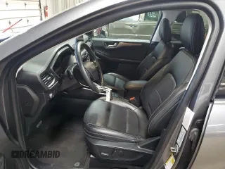 2021 Ford Escape Titanium Hybrid z VIN 1FMCU9DZ8MUA56194, wystawiony jako Copart lot #51427475 z przebiegiem 40 471 mil mil oraz Szkoda całkowita • Salvage title. Historia ofert i sprzedaży dostępna na DreamBid. Obrazek 7.