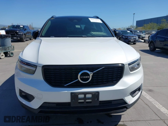 2021 Volvo XC40 R-Design with VIN YV4162UM5M2395943, listed as a IAAI auction lot 41979672 with 66,318 mi miles and . Bid and sale history available at carsss.com. Image 12.