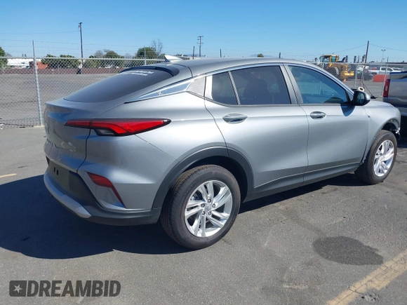 2025 Buick Envista Preferred with VIN KL47LAEP0SB053851, listed as a IAAI auction lot 41670756 with 3,359 mi miles and . Bid and sale history available at DreamBid. Image 4.