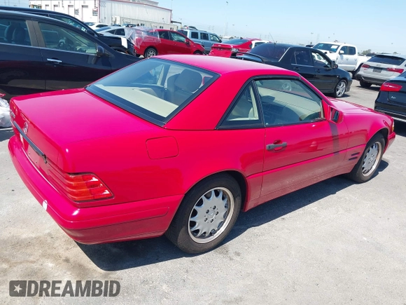 1998 Mercedes-Benz SL 500 z VIN WDBFA67F5WF162862, wystawiony jako IAAI lot #42391819 z przebiegiem 158 411 mil mil oraz . Historia ofert i sprzedaży dostępna na DreamBid. Obrazek 4.