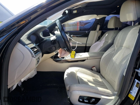 2021 BMW 7 Series 740i with VIN WBA7T2C01MCF79954, listed as a Copart auction lot 48502383 with 50,119 mi miles. Bid and sale history available at carsss.com. Image 7.