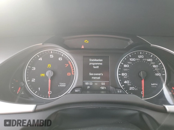 2011 Audi A4 Prestige z VIN WAUKFAFLXBN033170, wystawiony jako Copart lot #81143614 z przebiegiem 185 133 mil mil oraz Szkoda całkowita • Salvage title. Historia ofert i sprzedaży dostępna na DreamBid. Obrazek 9.