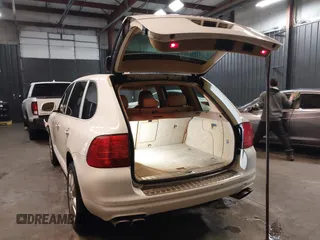 2006 Porsche Cayenne Turbo with VIN WP1AC29P06LA91297, listed as a IAAI auction lot 41442243 with 161,327 mi miles. Bid and sale history available at carsss.com. Image 3.