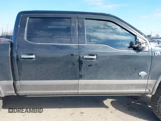 2018 Ford F-150 XL z VIN 1FTEW1EG9JFC27573, wystawiony jako IAAI lot #41626805 z przebiegiem 153 814 mil mil oraz . Historia ofert i sprzedaży dostępna na DreamBid. Obrazek 13.