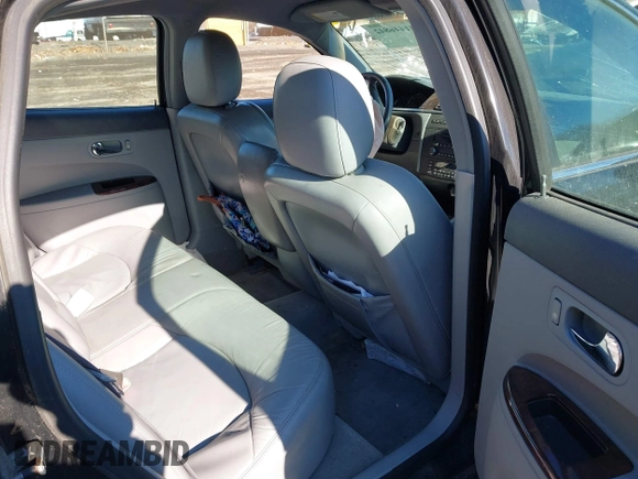 2007 Buick LaCrosse CXS with VIN 2G4WE587771174409, listed as a IAAI auction lot 41446842 with 173,178 mi miles. Bid and sale history available at carsss.com. Image 8.