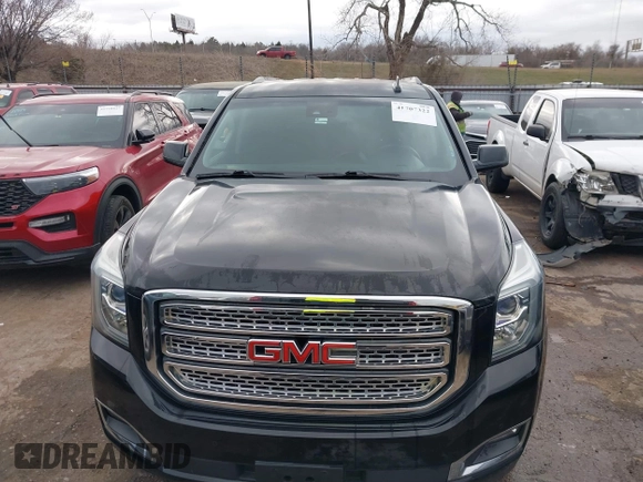 2017 GMC Yukon SLE with VIN 1GKS2AKC0HR136012, listed as a IAAI auction lot 41707322 with 81,821 mi miles. Bid and sale history available at carsss.com. Image 13.