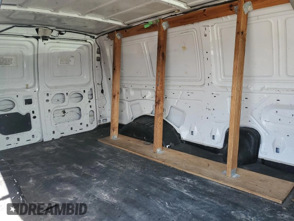 2003 Ford Econoline Cargo with VIN 1FTRE14213HB55527, listed as a Copart auction lot 86526164 with 187,256 mi miles and Non Repairable. Bid and sale history available at carsss.com. Image 11.