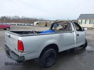 2002 Ford F-150 XL with VIN 1FTRF172X2NB34541, listed as a IAAI auction lot 41479202 with 1 mi miles. Bid and sale history available at carsss.com. Image 4.