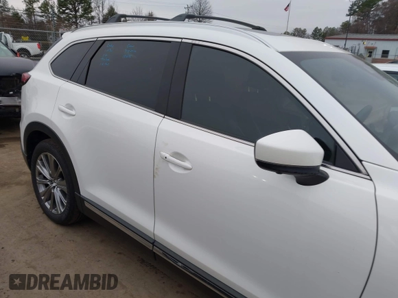 2021 Mazda CX-9 Signature with VIN JM3TCBEY7M0516772, listed as a IAAI auction lot 41553396 with 36,749 mi miles. Bid and sale history available at carsss.com. Image 14.