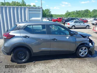 2024 Nissan Kicks S z VIN 3N1CP5BV7RL495539, wystawiony jako IAAI lot #42297467 z przebiegiem 45 734 mil mil oraz . Historia ofert i sprzedaży dostępna na DreamBid. Obrazek 14.