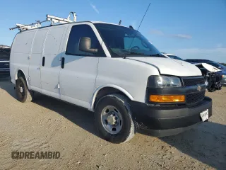 2019 Chevrolet Express Cargo Van with VIN 1GCWGAFGXK1203748, listed as a Copart auction lot 84944724 with 153,908 mi miles and Non Repairable. Bid and sale history available at carsss.com. Image 4.