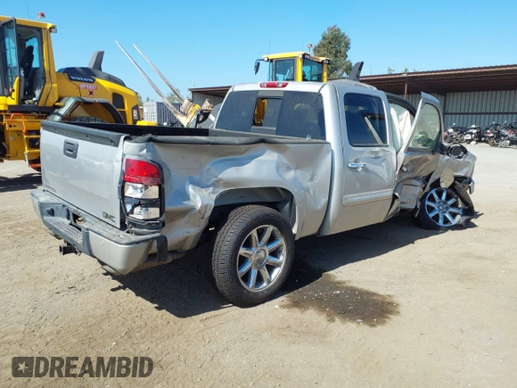 2008 GMC Sierra Denali z VIN 2GTEK638681283475, wystawiony jako IAAI lot #40102217 z przebiegiem 179 733 mil mil oraz . Historia ofert i sprzedaży dostępna na DreamBid. Obrazek 4.