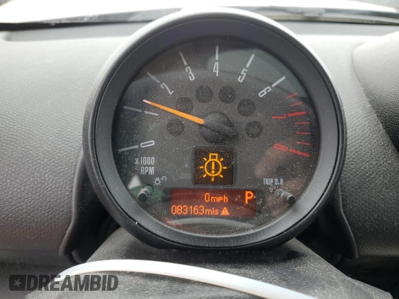 2015 MINI Countryman S with VIN WMWZC5C54FWP42858, listed as a Copart auction lot 60684185 with 83,163 mi miles and Salvage title. Bid and sale history available at DreamBid. Image 9.