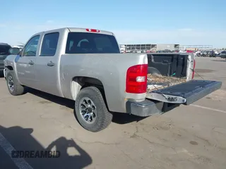 2007 Chevrolet Silverado 1500 Work Truck with VIN 2GCEC13C571535347, listed as a IAAI auction lot 41272098 with 350,157 mi miles and . Bid and sale history available at DreamBid. Image 3.