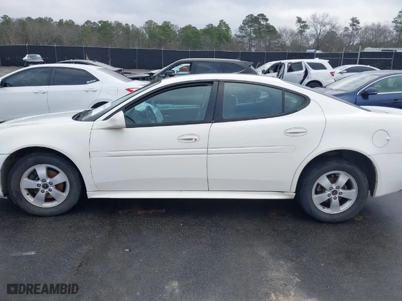 2005 Pontiac Grand Prix GT with VIN 2G2WS522751168847, listed as a IAAI auction lot 41526864 with NaN miles. Bid and sale history available at carsss.com. Image 14.