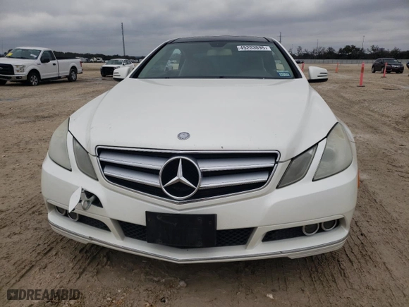 2011 Mercedes-Benz E-Class E 350 with VIN WDDKJ5GB5BF080556, listed as a Copart auction lot 45203095 with 0 mi miles and Clean Title. Bid and sale history available at carsss.com. Image 5.