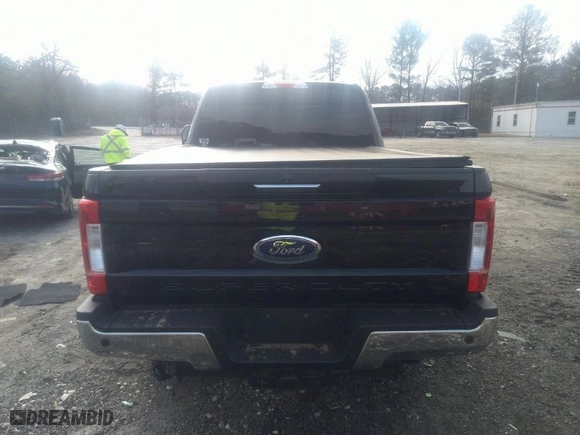2017 Ford Super Duty F-250 SRW Lariat with VIN 1FT7W2BT4HEC54583, listed as a IAAI auction lot 41419192 with 125,863 mi miles. Bid and sale history available at carsss.com. Image 16.