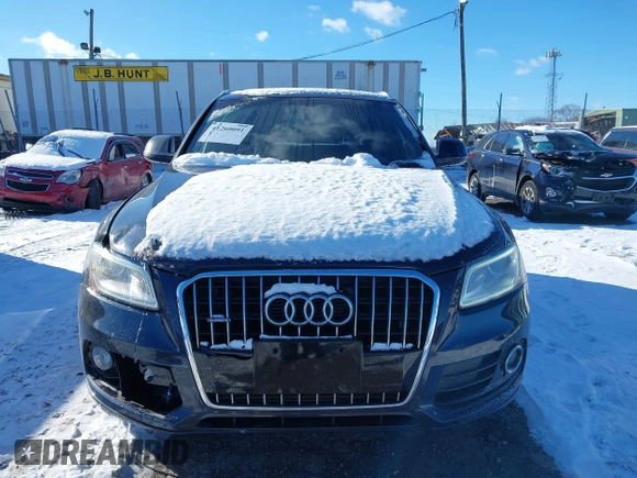 2014 Audi Q5 Premium Plus with VIN WA1LFAFP9EA115682, listed as a IAAI auction lot 41260091 with 145,744 mi miles. Bid and sale history available at carsss.com. Image 11.