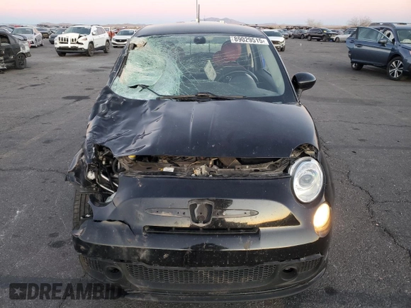 2018 FIAT 500 Pop with VIN 3C3CFFKH8JT528685, listed as a Copart auction lot 89029515 with 74,153 mi miles and Salvage Title. Bid and sale history available at carsss.com. Image 5.