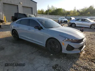 2022 Kia K5 GT-Line z VIN 5XXG64J23NG117047, wystawiony jako Copart lot #52318315 z przebiegiem 25 074 mil mil oraz Szkoda całkowita • Salvage title. Historia ofert i sprzedaży dostępna na DreamBid. Obrazek 4.