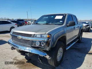 2005 Chevrolet Colorado 1SE LS Z71 z VIN 1GCDS136758256064, wystawiony jako IAAI lot #41847110 z przebiegiem 200 960 mil mil oraz . Historia ofert i sprzedaży dostępna na DreamBid. Obrazek 17.